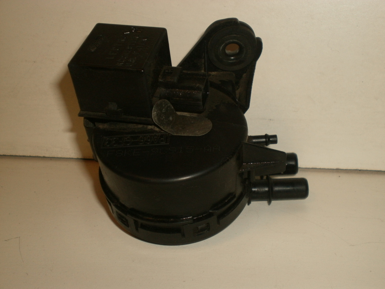 1999 ZX2 Escort DOHC Valve Cover