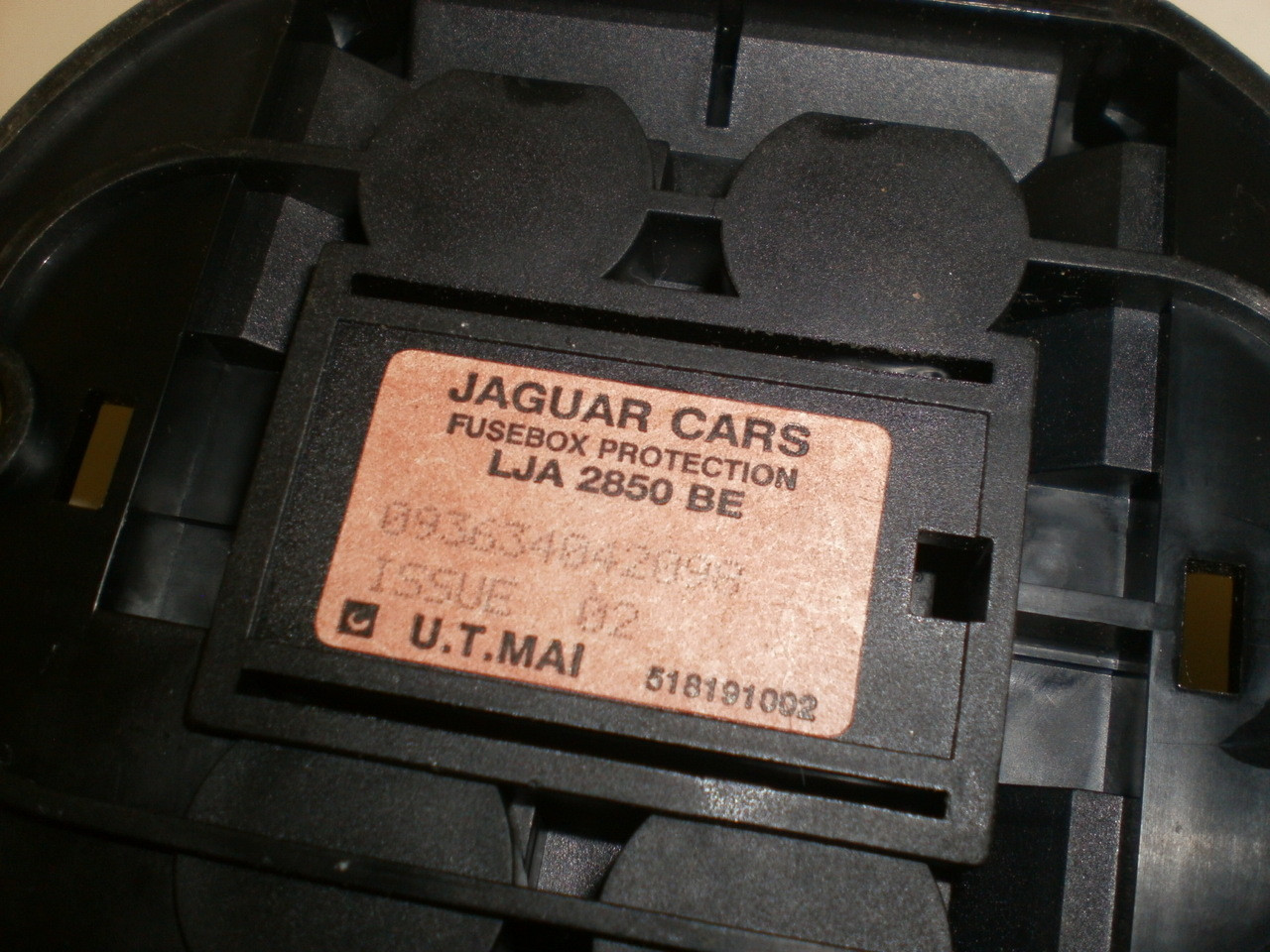 Wiring Diagram PDF: 2003 Jaguar Vanden Plas Fuse Box