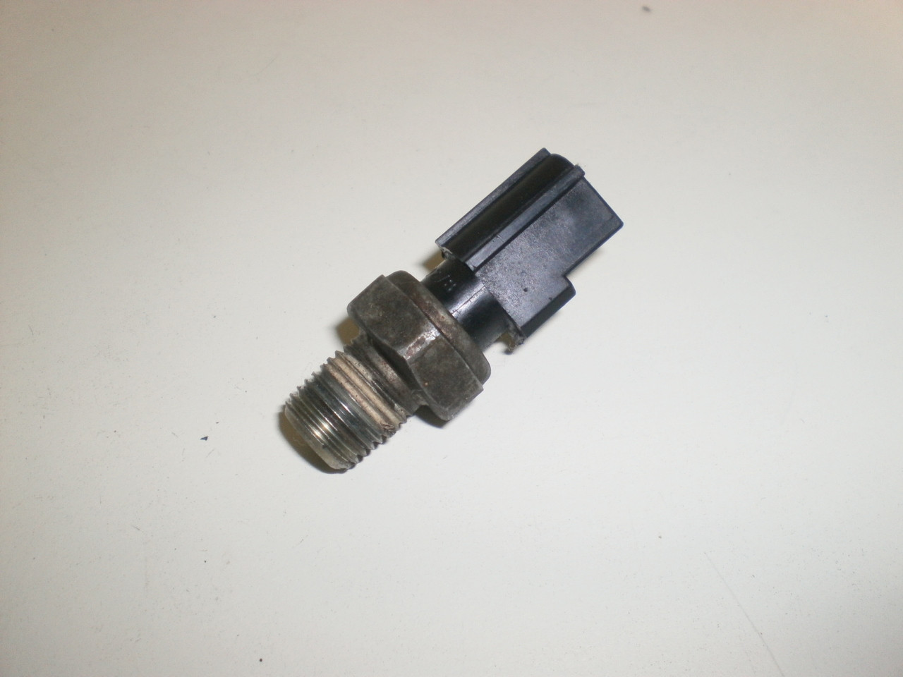 ford escort oil pressure switch