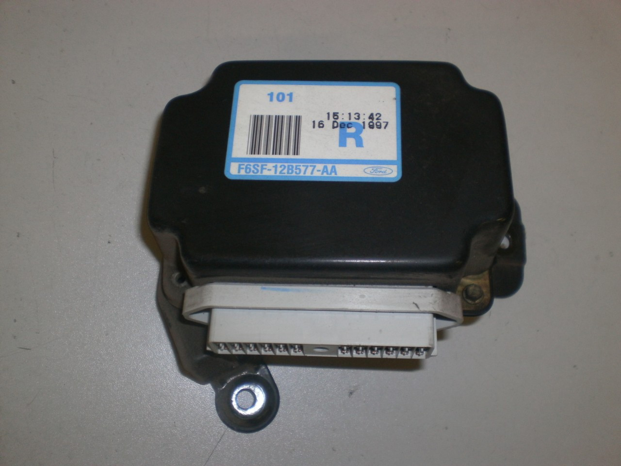 Integrated relay control module ford mustang #6
