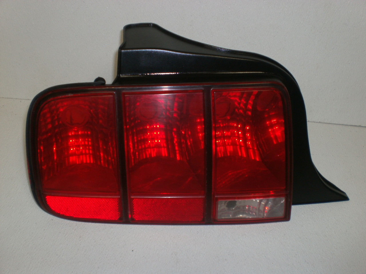 OEM Ford Mustang Right Tail Lamp 6R3Z-13404-AB