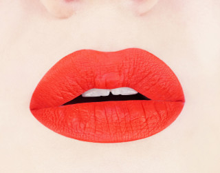 Vibrant Orange - Matte Liquid Lipstick