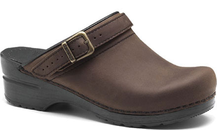 Dansko women's ingrid hot sale oiled leather clog