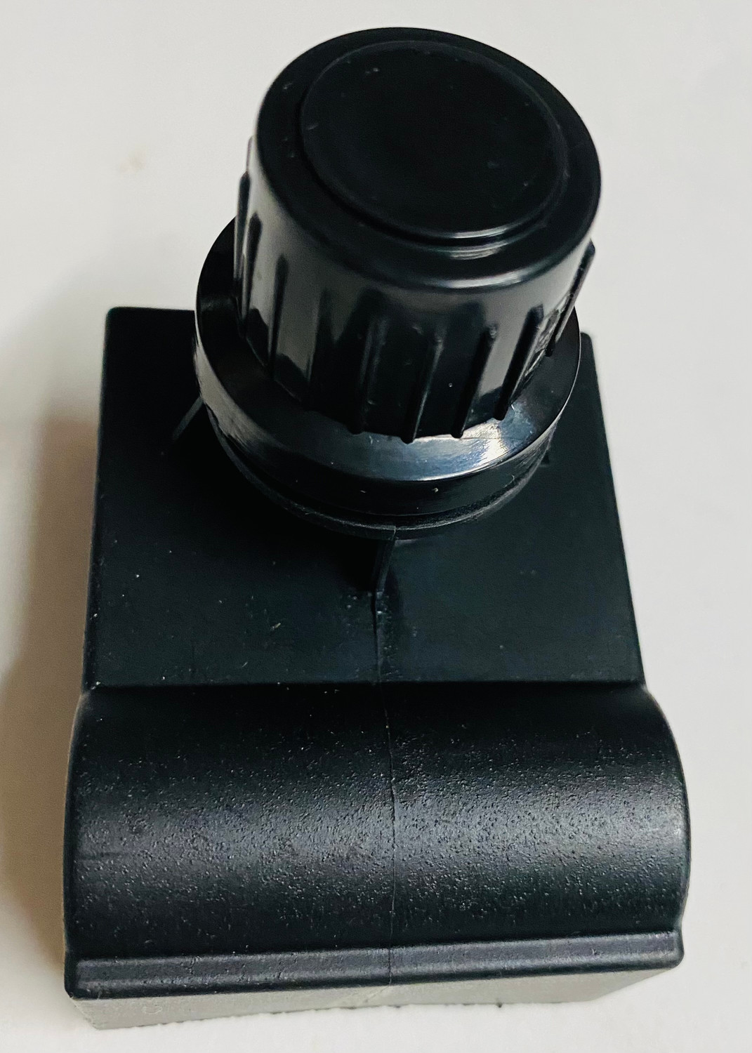 3 outlet, Spark Generator, Accepts trigger switch - 03332