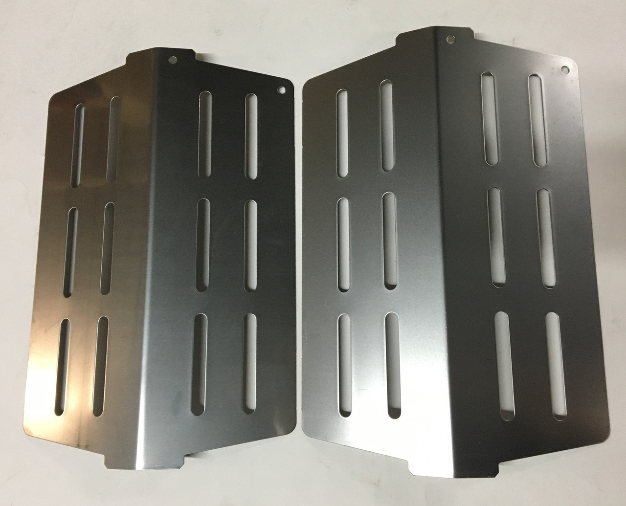 2011 & Newer Model SPG622 2011-2016 Gas Grills Compared to The Weber 7622 62756 65505 Heat Deflector Genesis EP/S Hongso 13.25 Heat Deflector Replacement for Weber Genesis 300 310,320,330