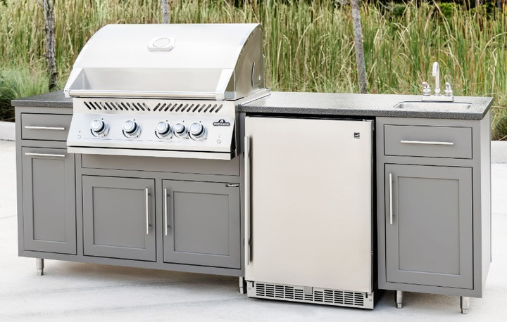 Challenger Designs Coastal Outdoor Kitchen with Napoleon, Refrigerator