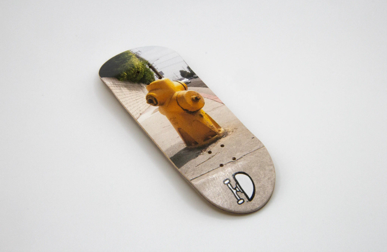 Devise Deck - HB Hydrant - 34mm Classic - FlatFace Fingerboards