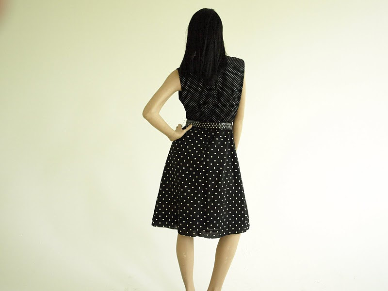 Vintage 1960s Polka Dot Mod Dress
