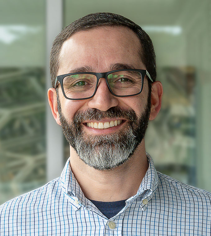 Photo of Leonardo Vidigal.