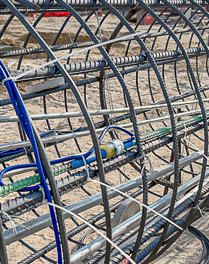 Photo of Model 4911 Rebar Strainmeter installation.