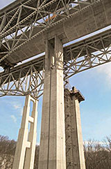 Photo of Jeremiah Morrow Bridge.
