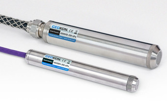 Model 4500HD Heavy Duty Piezometer (top) and Model 4500SH standard piezometer with heavy-duty housing (bottom).