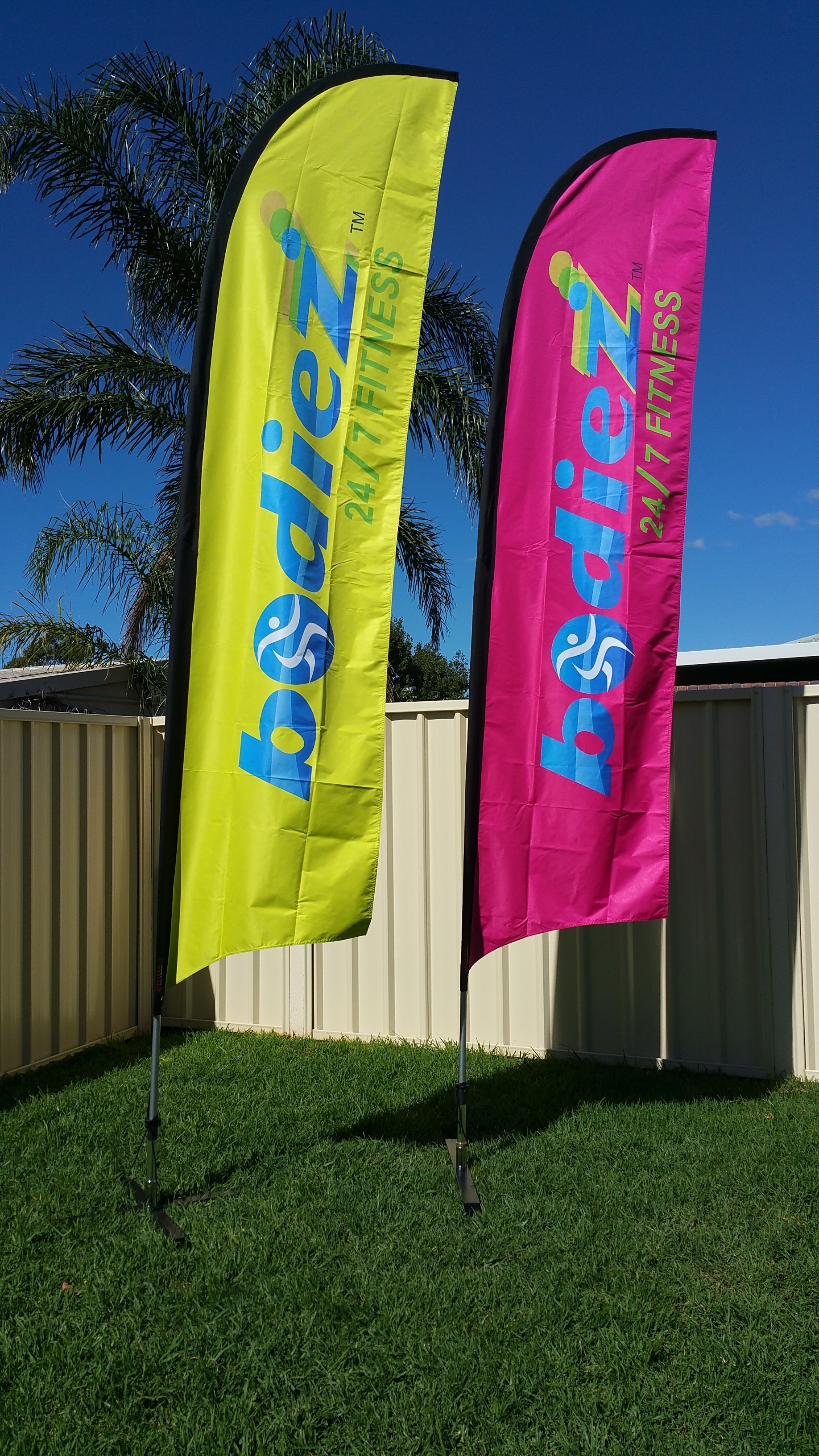 bodies-medium-size-feather