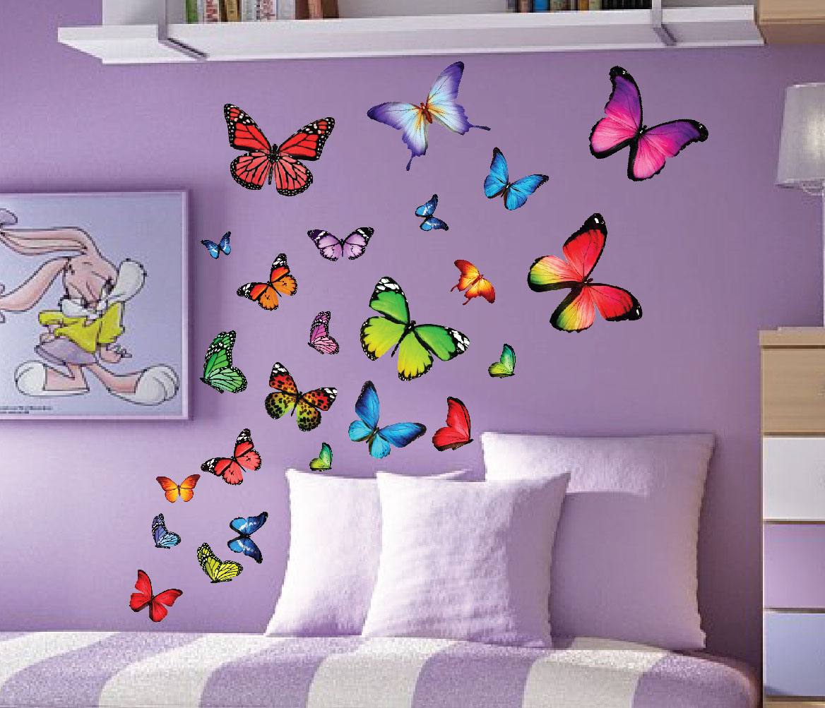 Бабочки на стене в детской