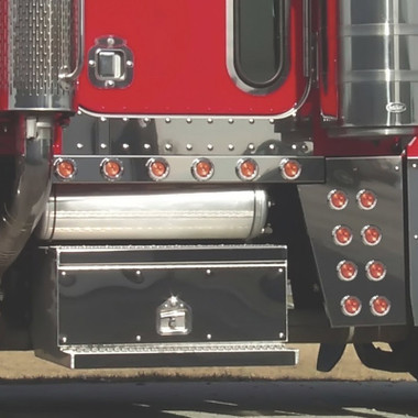 Peterbilt 359 379 Non-DEF 388 389 With DPF Cab Panels With