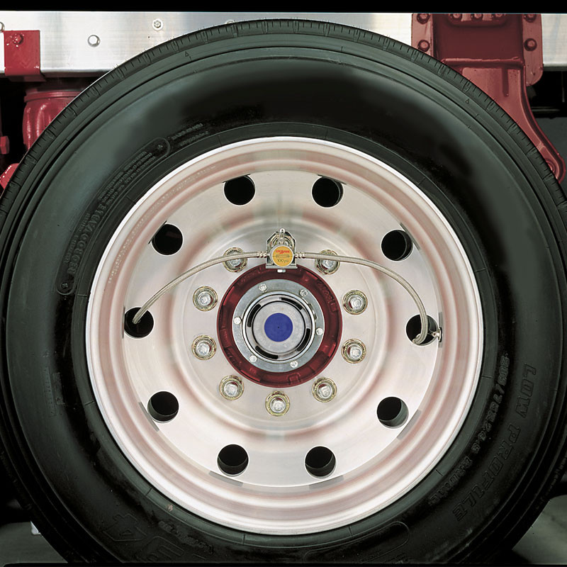 Dual Tire Pressure Equalization System Dual Tire Pressure Equalization System