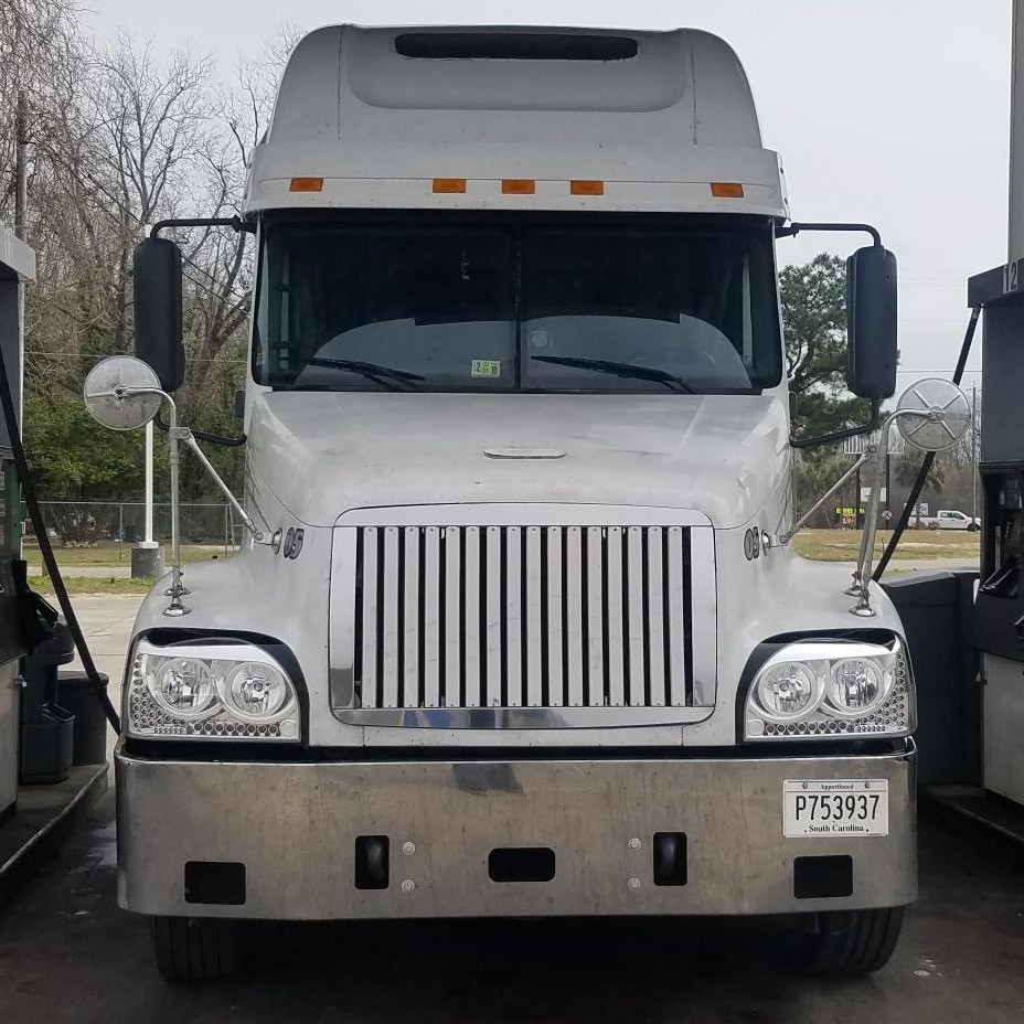 Freightliner Century Grill With 16 Vertical Bars 2004 Older