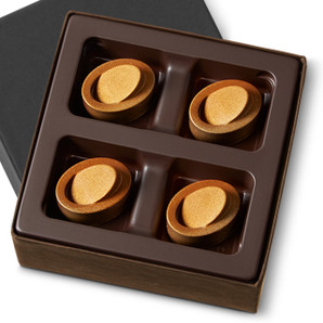 These gems take good old-fashioned butterscotch to a whole new dimension. A smooth, creamy butterscotch filling surrounded by a custom blend of premium chocolate.