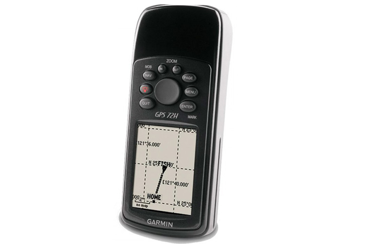 Marine Electronics Garmin GPS 72H International Bundle