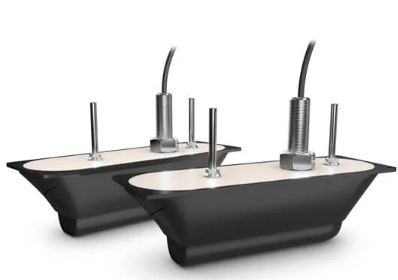 Transducer wiring with rugged cable for connection to Garmin fishfinder/chartplotter.