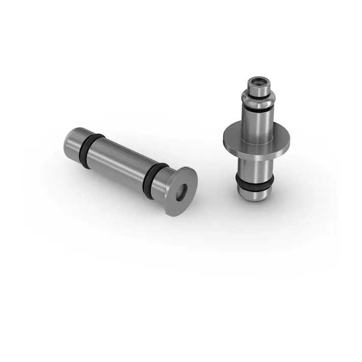 Close-up view of the Garmin air spool component used with a compatible high-pressure hose setup.