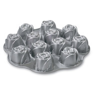 Nordic Ware 56748 Cast-Aluminum Nonstick Muffin Pan, Sweetheart Rose 