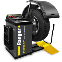 Ranger RB24T Super‐Duty Truck Wheel Balancer with Drive‐Check™ Technology with Deluxe Adapter Kit & Quick Chuck