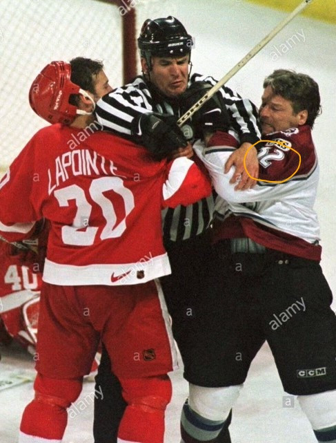 CCM  DALE HUNTER Washington Capitals 1998 Vintage NHL Hockey Jersey