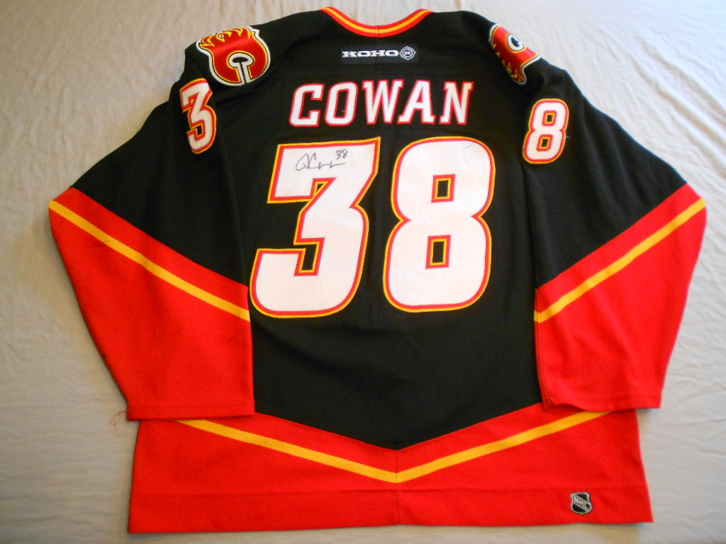 Calgary Flames 2000-01 Black Jeff Cowan Nice Style Great