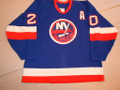 *New York Islanders 1994-95 Blue Ray Ferraro w/"A" Nice Wear!!