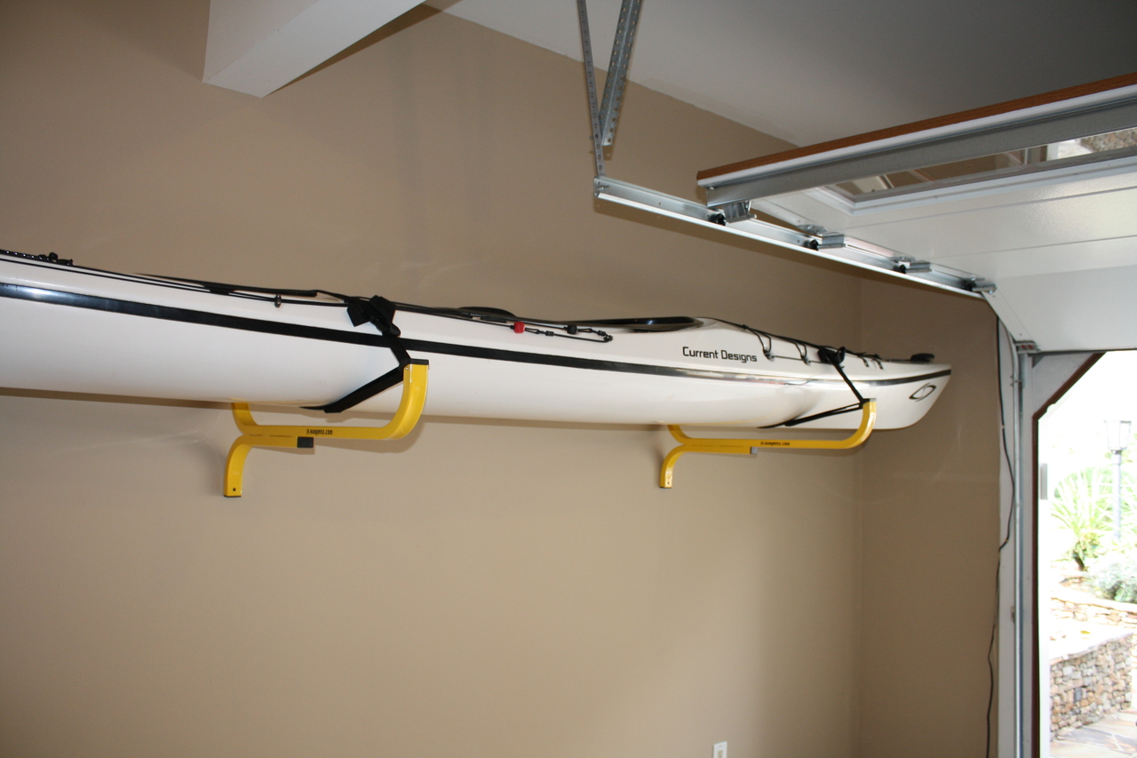 Wall Mounted Kayak Rack Horizontal Suspension 