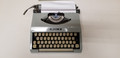 Vintage Royal Signet Manual Portable Typewriter with Case