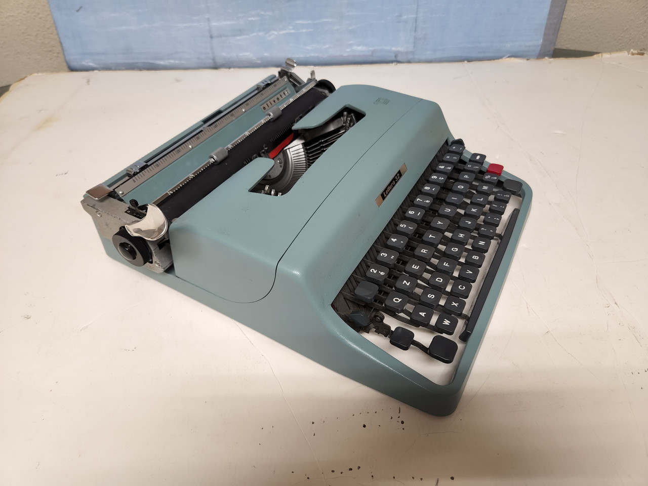 Vintage Olivetti Lettera 32 Manual Portable Italian Keyboard ...