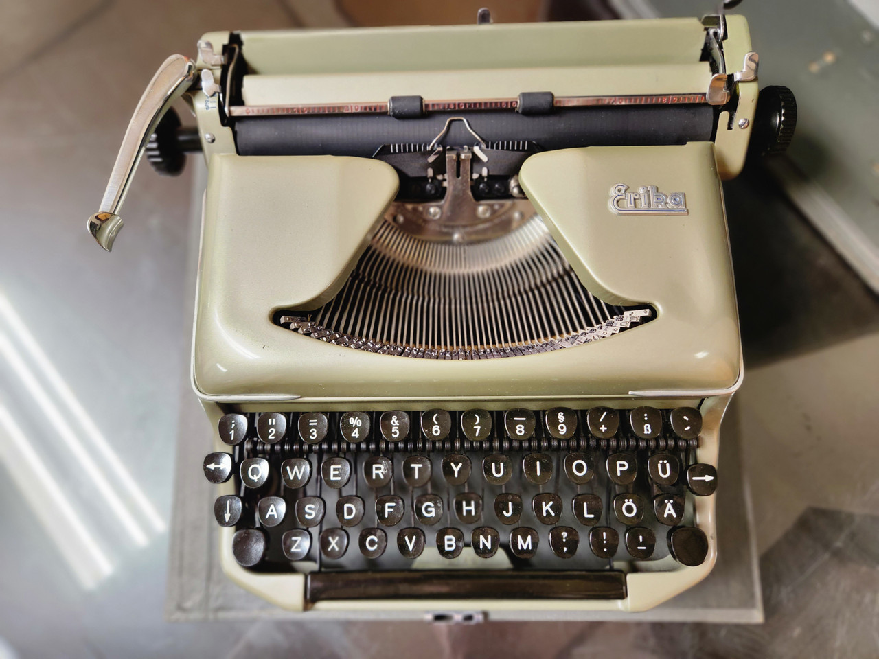 Vintage Erika 10 Manual Portable with Case - Rees