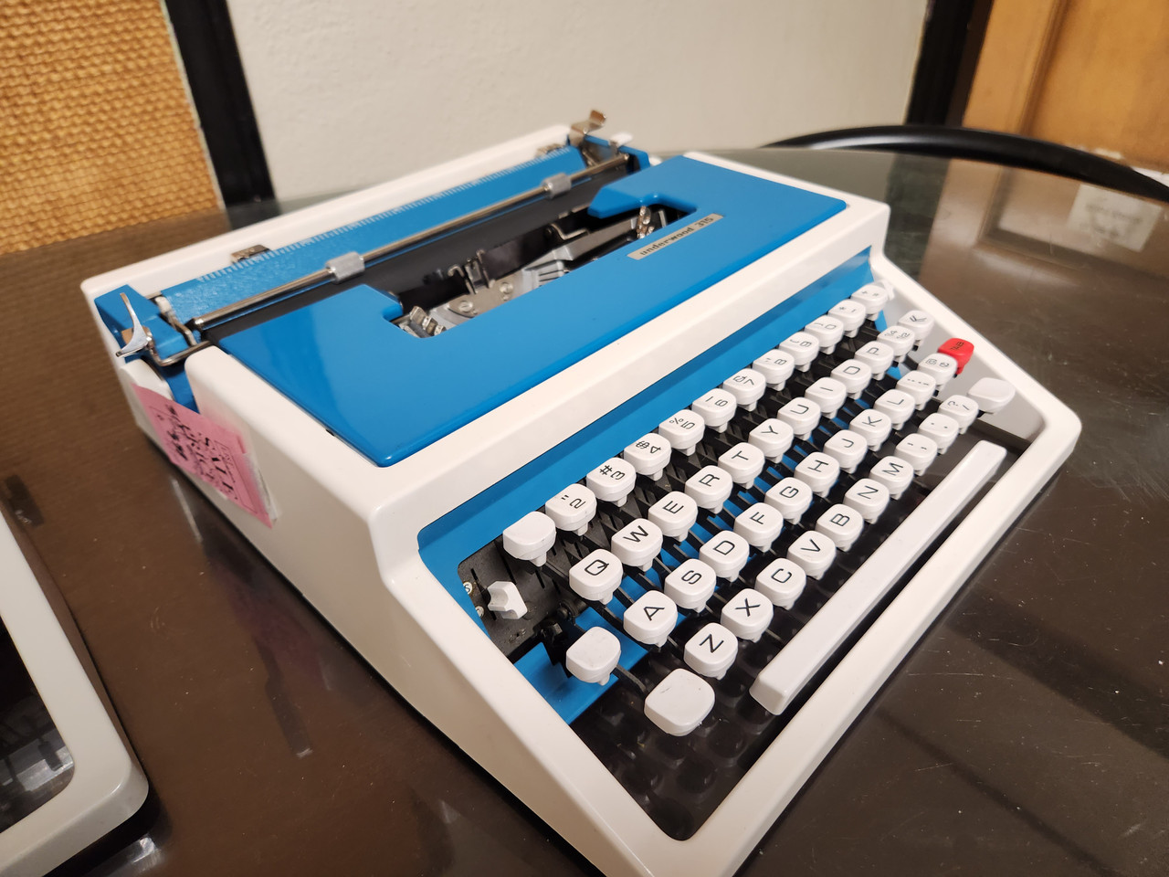 Vintage Olivetti 315 Manual Portable - Rees Electronics