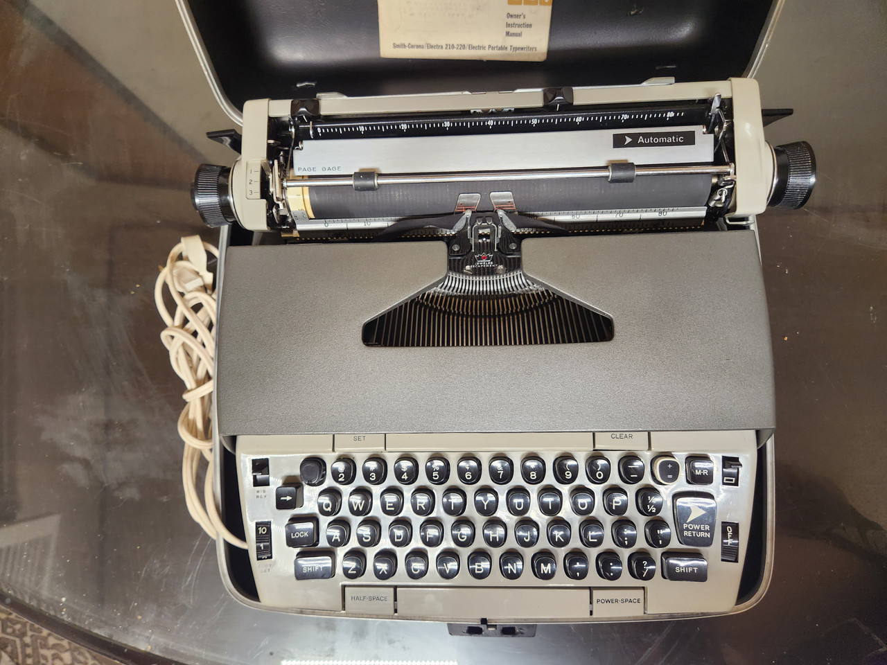 Vintage Smith Corona Electra 210 Portable with Case - Rees