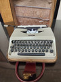 Vintage Underwood 18 Manual Portable with Soft Case