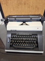 Vintage Adler Universal 200 Manual Desktop TYpewriter