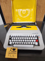 Vintage Underwood 319 Manual Portable with/ Cover