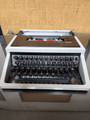 Vintage Olivetti 31 Manual Portable with/Case