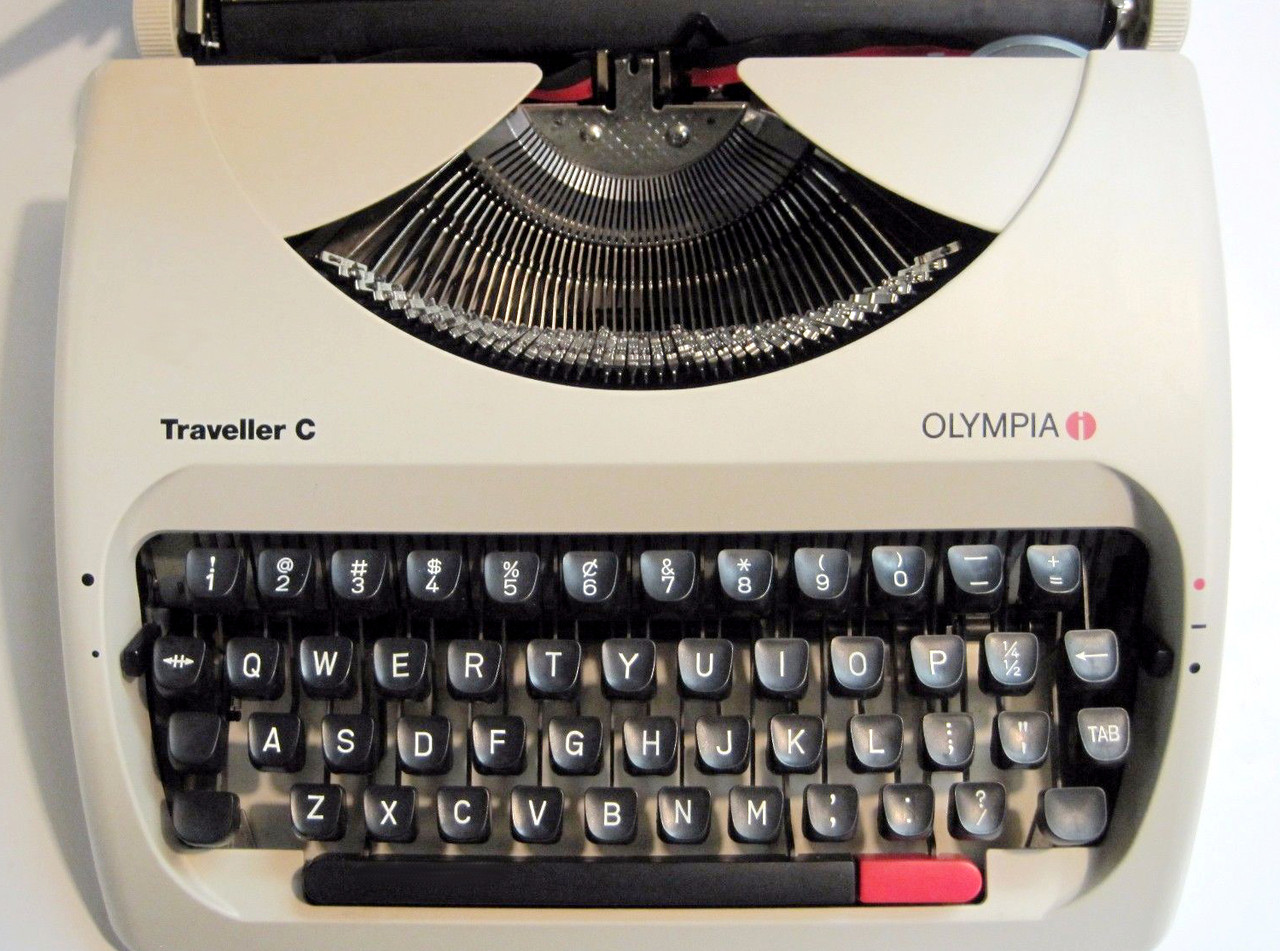 Vintage Olympia Traveller C Portable Manual Typewriter with Lid and Handle