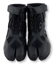 Marugo Sports Jog Jika-Tabi: Black with Laces