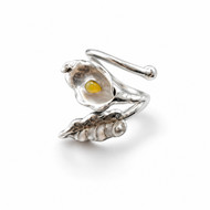Nine50 Handmade 950 Silver & Nacre Lily Ring