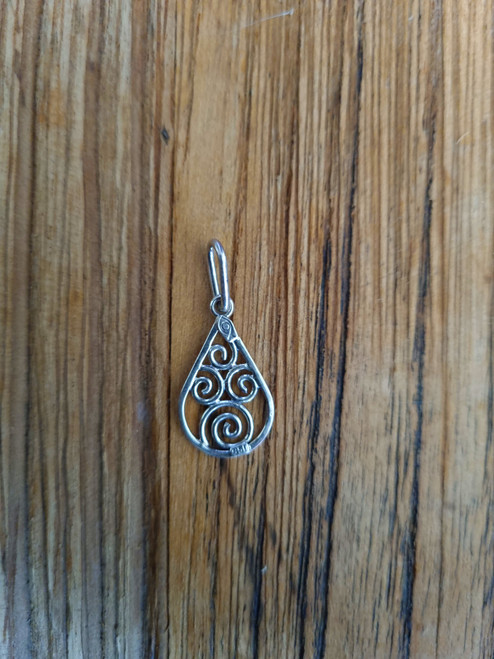 Nine50 Silver Spiral Pendant