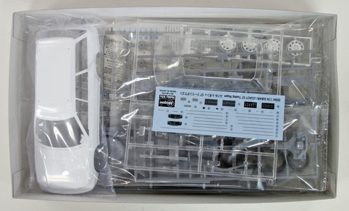 Hasegawa 20304 Subaru Leagcy GT Touring Wagon 1/24 scale kit