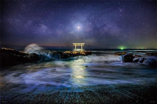 Yanoman Jigsaw Puzzle 10-1295 Oarai Isosaki-jinja Shrine (1000 Pieces)