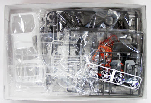 Aoshima 46609 Mazda Savanna RX-7 (FC3S) 1989 1/24 scale kit