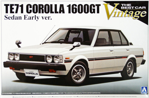 Aoshima 08744 TE71 Toyota Corolla 1600GT Sedan Early Version 1/24 Scale Kit