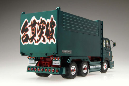 Aoshima 02728 Japanese Decoration Truck Kankan Yotaro 1/32 Scale Kit