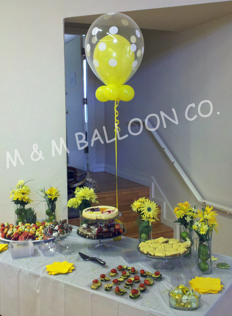 Single Balloon Centerpieces - M & M Balloon Co. of Seattle